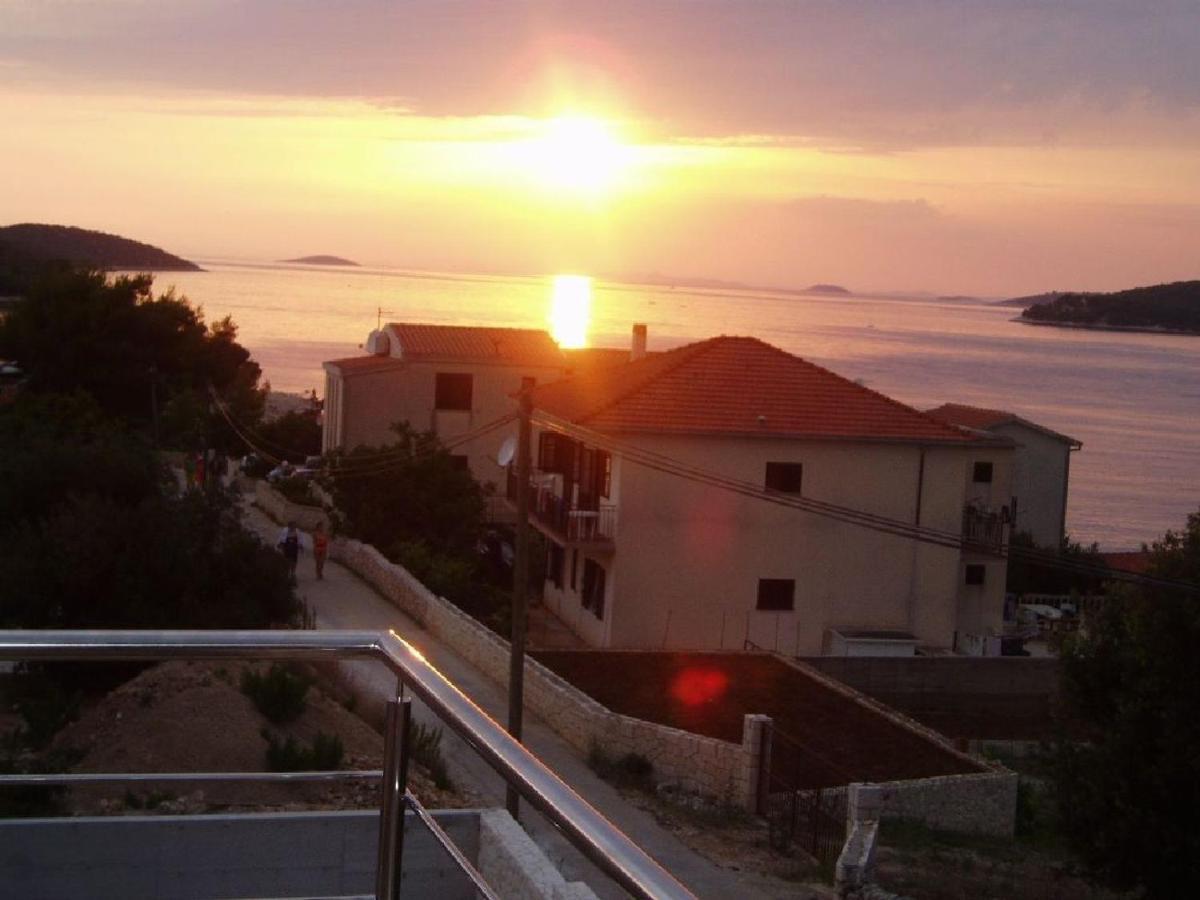 Apartments Ema Ražanj Esterno foto