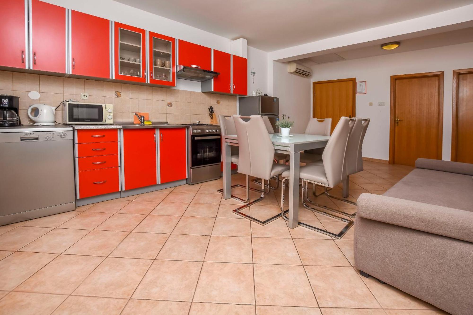 Apartments Ema Ražanj Esterno foto